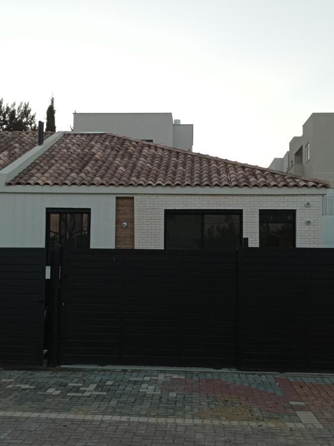 צימר ברחובות- Tara ארוח Tzimmer יש ממד במתחם Rehovot Exterior foto