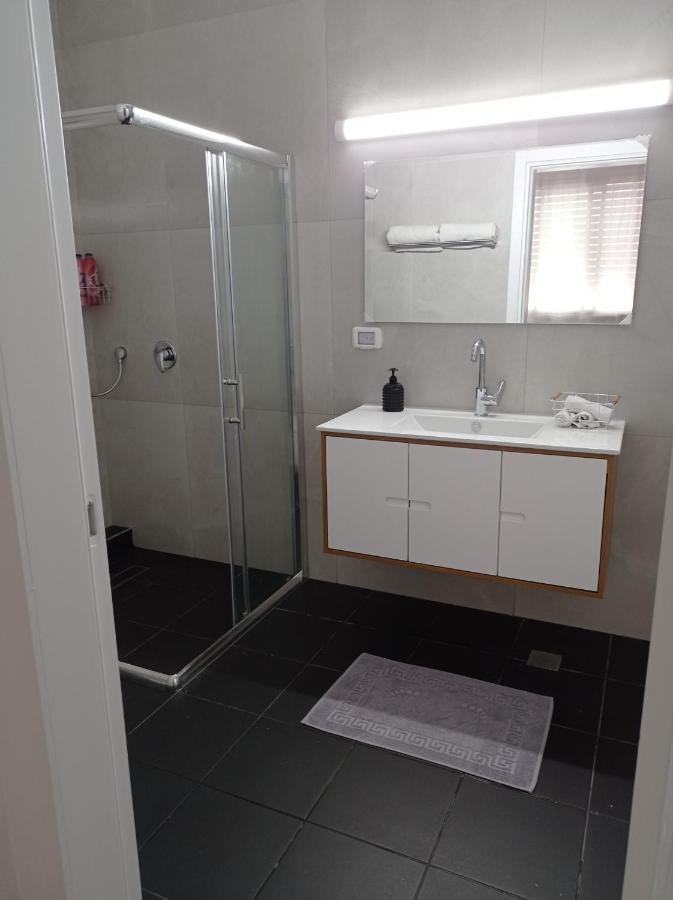 צימר ברחובות- Tara ארוח Tzimmer יש ממד במתחם Rehovot Exterior foto